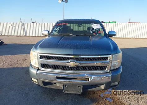 2010 Chevrolet Silverado 1500 Lt z USA, uszkodzony, nr VIN 3GCRCSE05AG210206